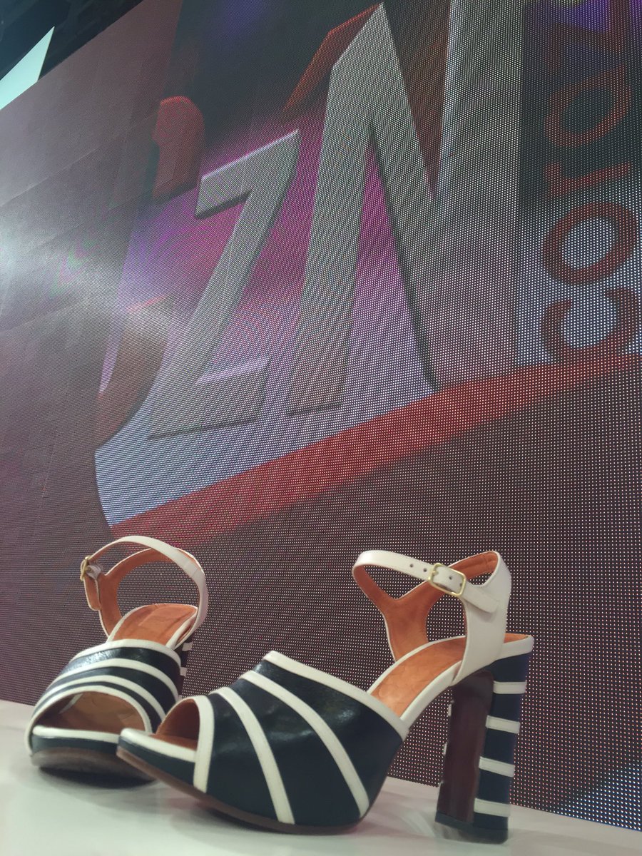 <a href="/chiemihara_/">chie mihara</a> <a href="/ChieMiharastore/">Chie Mihara</a> cómo me gustan!! I adore them!👠👡💜