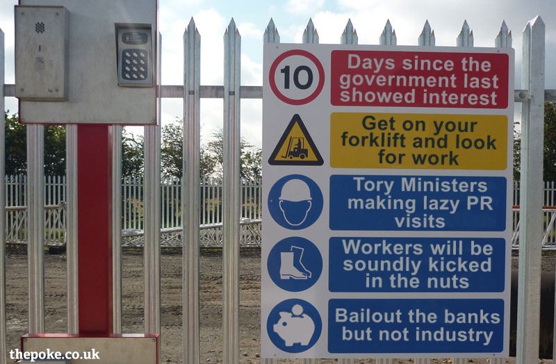 ThePoke's tweet photo. Workers at the #PortTalbot steel plant have “hacked” the site safety sign

https://t.co/WOUdcEGLRi https://t.co/ZkCSZZP3tt
