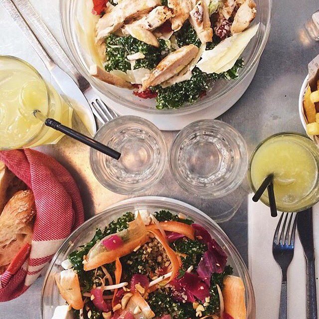 Harpers_Paris's tweet image. #HarpersParis #HealthyFood #Salad #Detox #Fruit #Juice #Kale #Miam #Paris17 #Batignolles #RueLegendre #BistrotUs