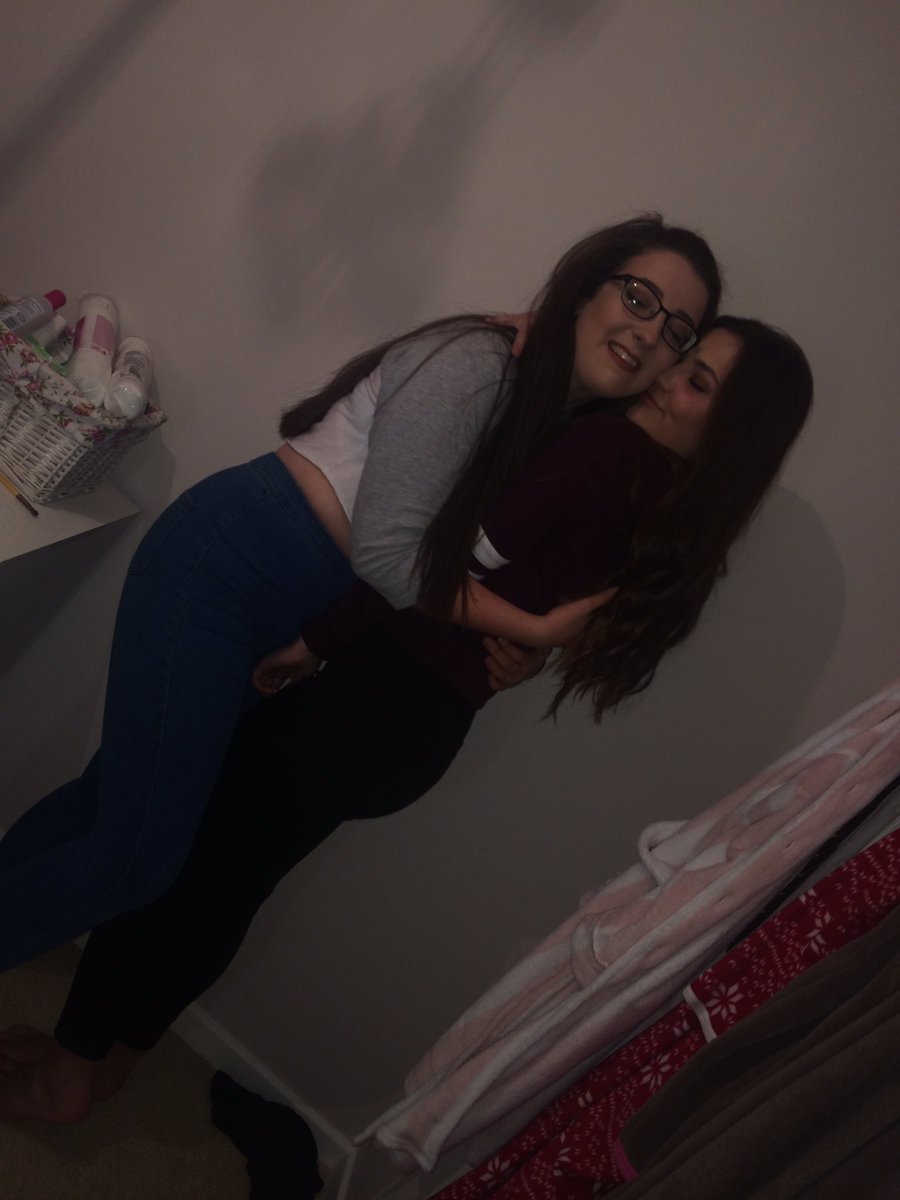 CathMcNamara's tweet photo. Happy birthday mill🎉 have a great day love u loads❤️ @MelissaOrr12 https://t.co/emdWTutoYY