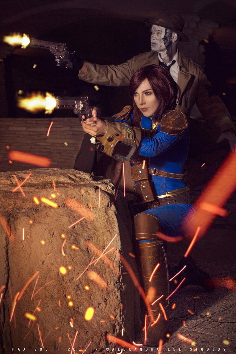 DailyAtomBomb's tweet photo. Very nice cosplay of @ViverraCosplay  ! 👌🏽 https://t.co/FtyHo9az5N