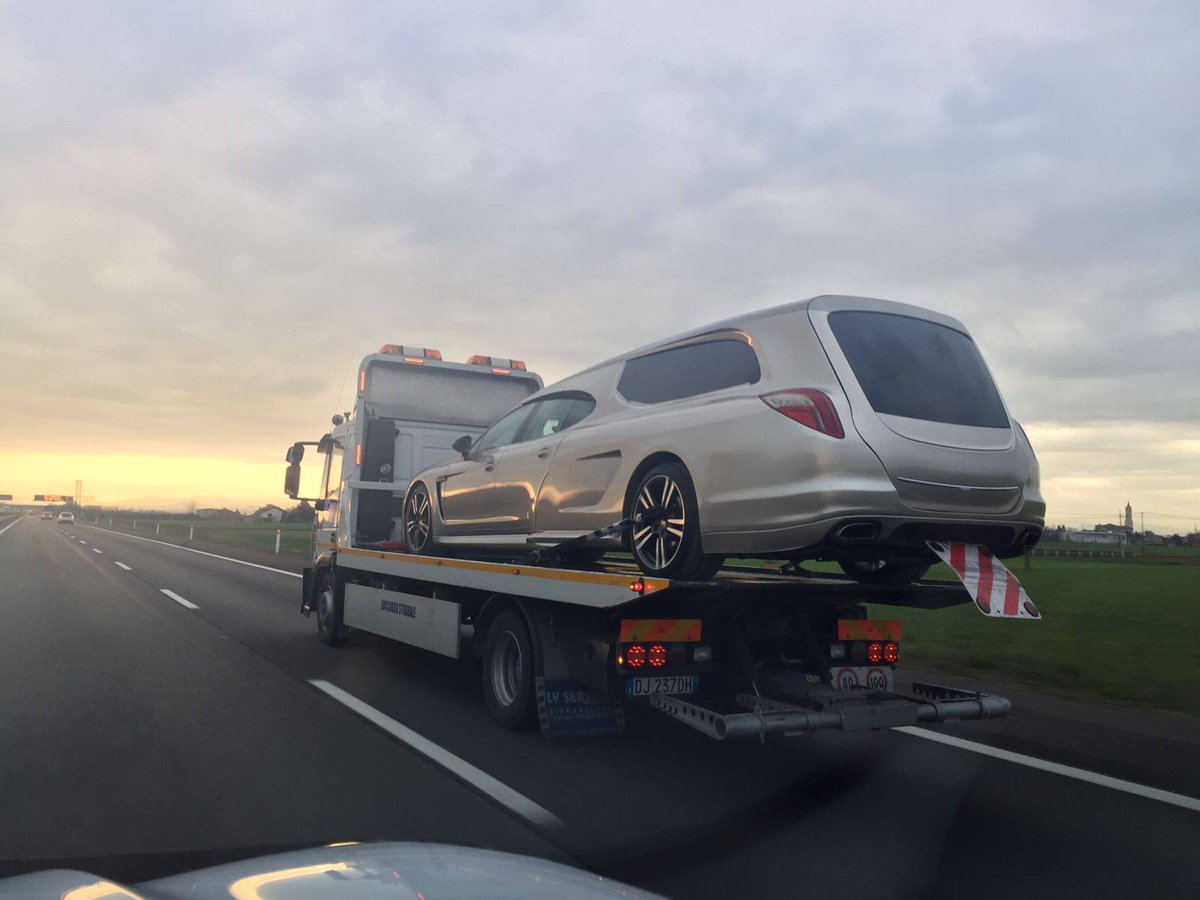 CarWaffle's tweet photo. Holy crap, this Panamera Hearse is a #Porsche to die for https://t.co/xYJN7dxJmO https://t.co/naLWpJSAOl