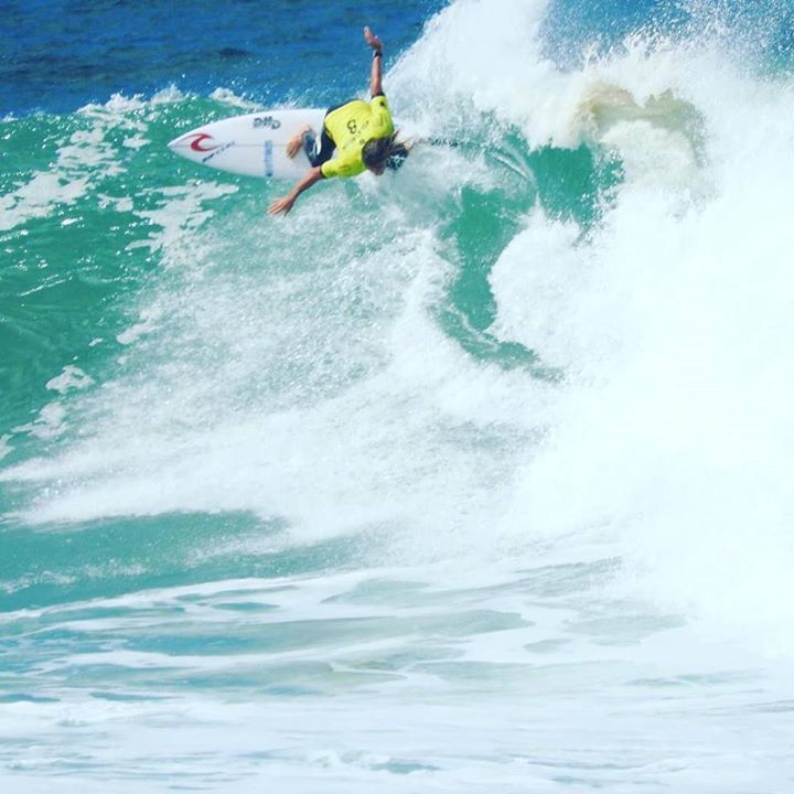 SurfingandBeer's tweet image. #mattwilkinson #surflife #quicksilverpro #redbullsurfing #torquay #bellsbeach #bellsbeachpro #ripcurl #ripcurlpro #…