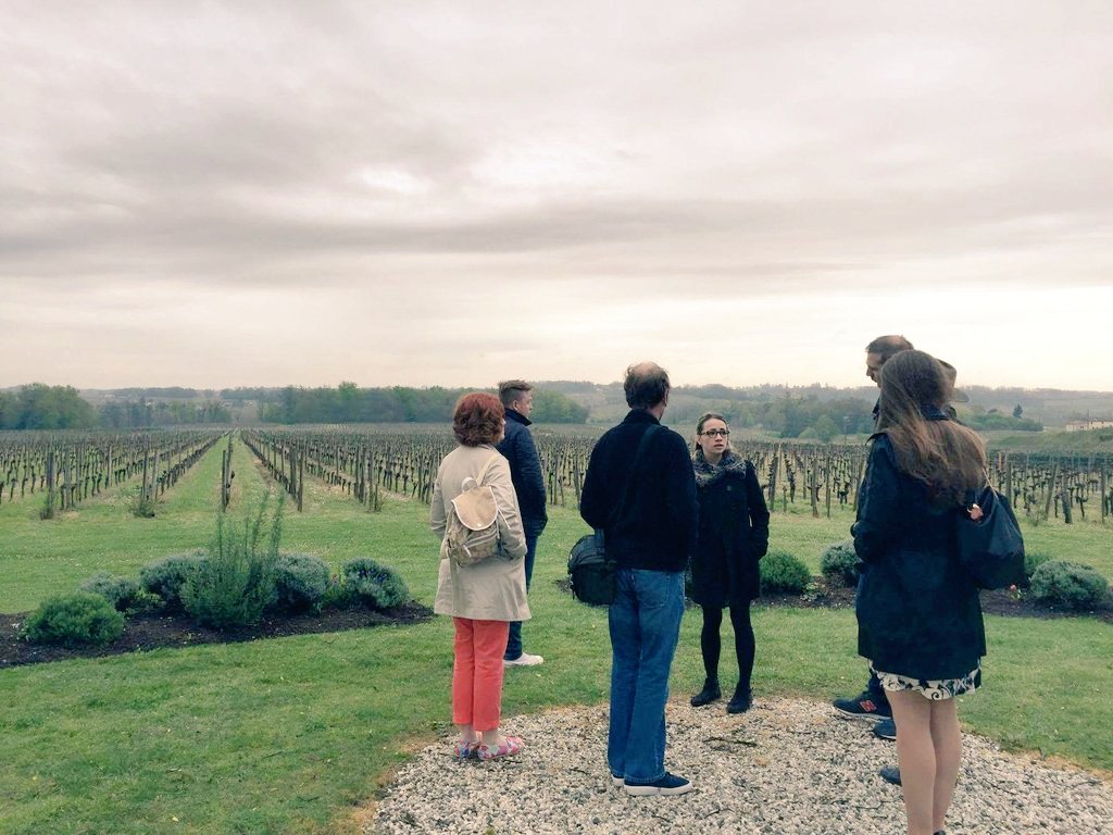 Ce matin, visite du #chateaufombrauge pour nos bloggers <a href="/bernardmagrez/">Bernard Magrez</a> #MillesimaBA