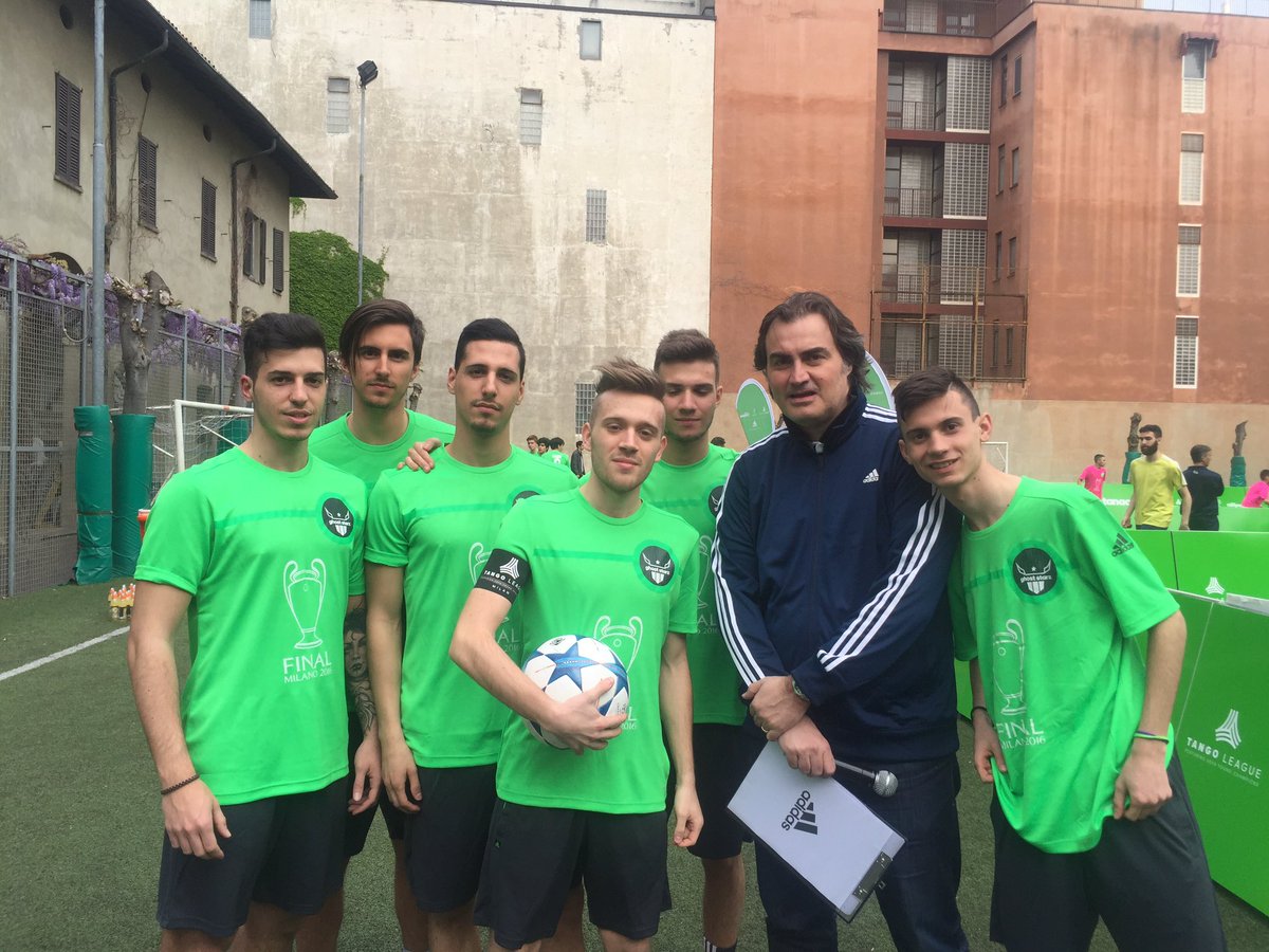 yeMatt's tweet photo. Ghost Starz ⚽️💪🏼 #TangoSquad #TANGORECAP #MILANOghoststarz #adidas #tangoleague @PIERPARDO https://t.co/6RYZHyVdxF
