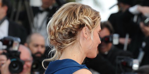 dessange's tweet photo. #CANNES2016 | À M-1 de cet événement mythique, retour en images sur les #coiffures de 2015 : https://t.co/1GwAw1ZVwu https://t.co/j4S6TAvN4B
