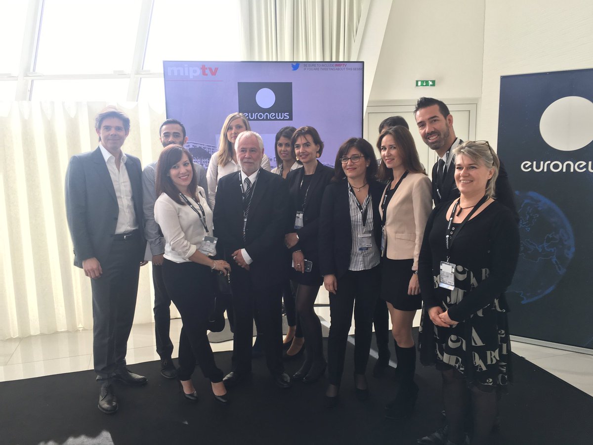 satellifax's tweet photo. @euronews dream team in #miptv. A gauche le chef @_MichaelPeters https://t.co/QtTKy4UW4g