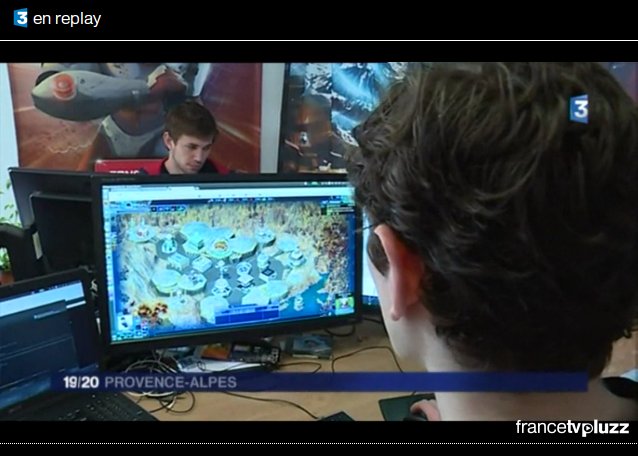 Space_Origin's tweet photo. À 18:09 SpaceOrigin et CastleProd sont sur France 3 c'est cool ! https://t.co/uc8qJto7Id #game #indiedev #frenchtech https://t.co/mWbde2Bj5G