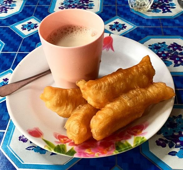 lonelyplanet's tweet photo. On the foodie trail in #Thailand: https://t.co/gNkCXhf5A7 by @austinbushphoto  #travel #lp https://t.co/LUJDBLDITR