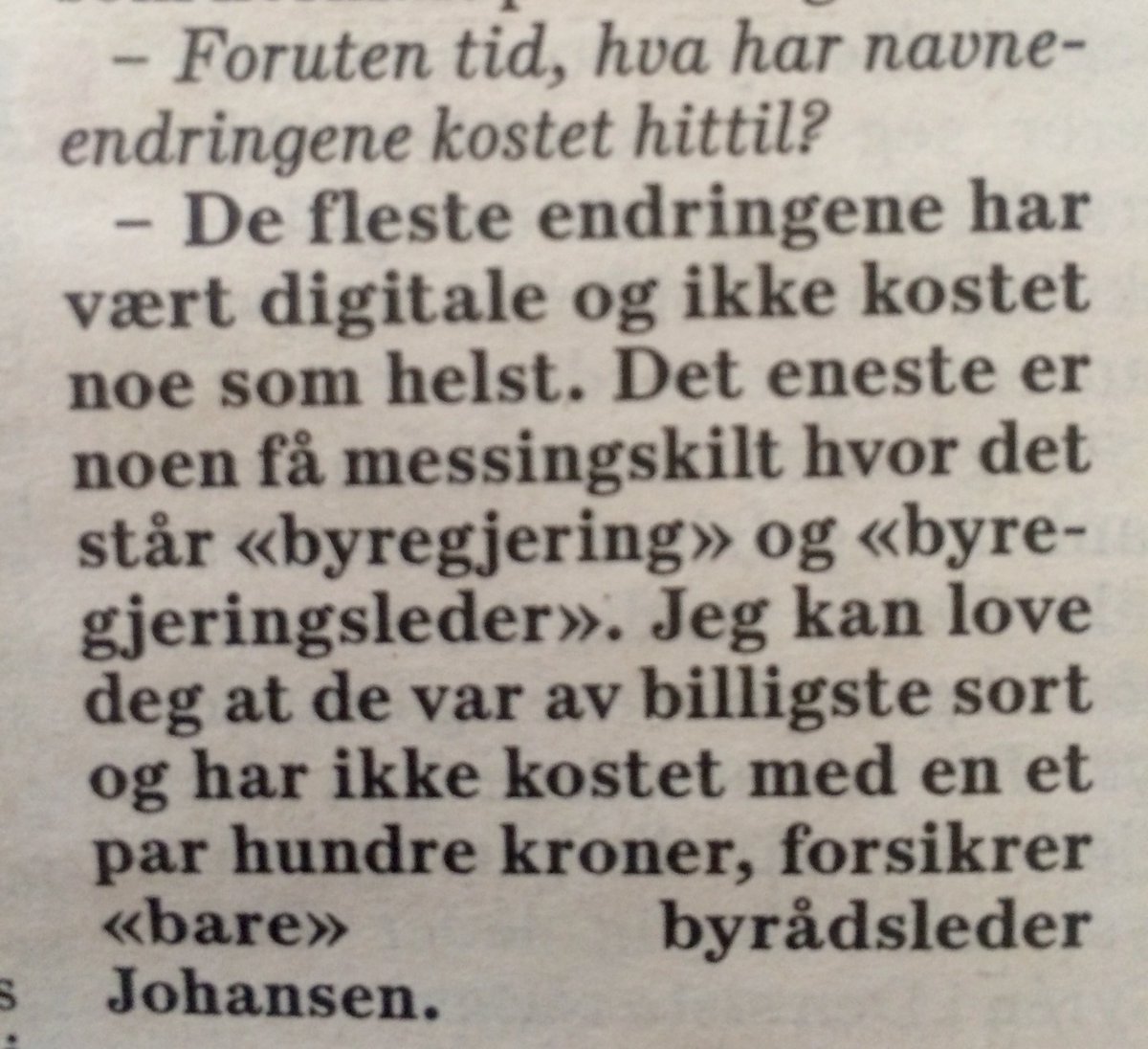 Til salgs: Byregjeringsskilt i messing, ubrukt