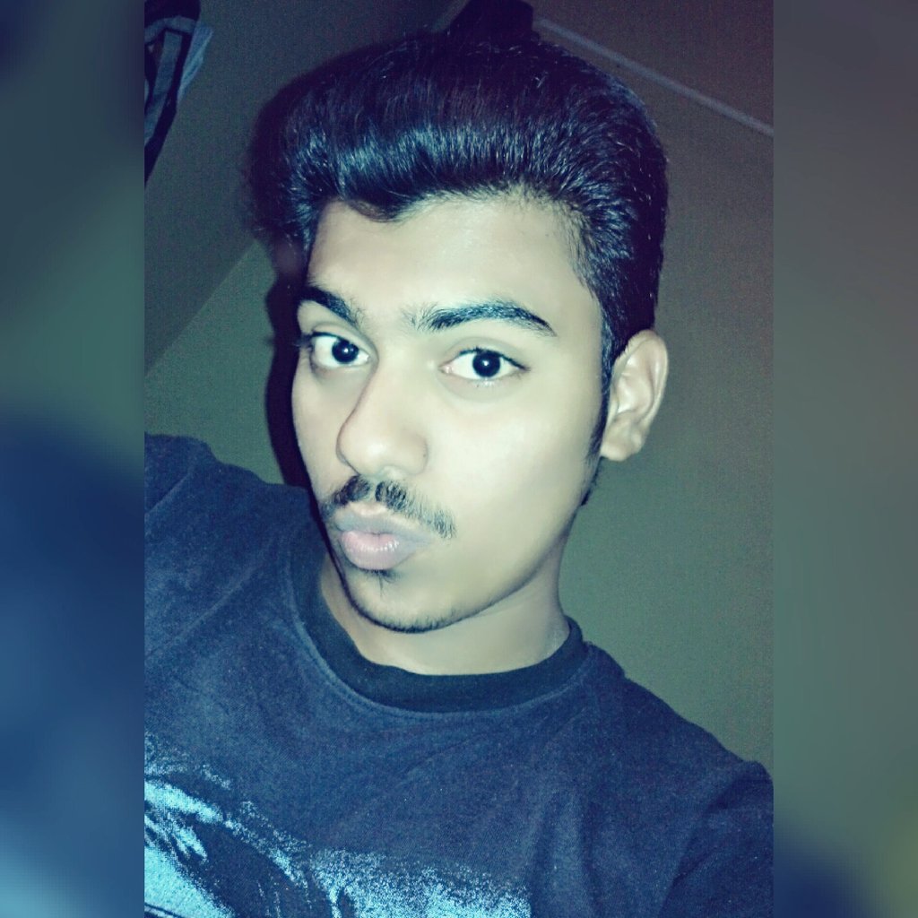 RaghuRd_'s tweet photo. #Selfie #Different_Look https://t.co/48JGg8EpHo