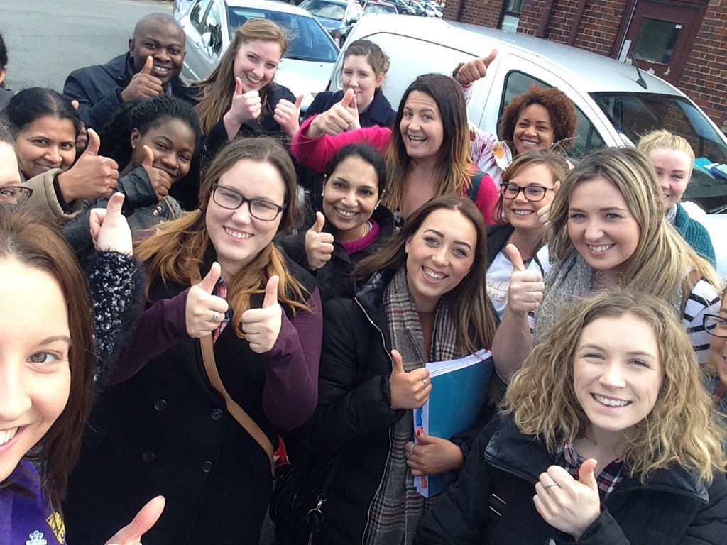 Tash_Rowe's tweet image. Taking 1/16 on a mystery tour #thumbsup #peerguide #lovelybunch @SHSBangor @BangorUni @BangorNursing