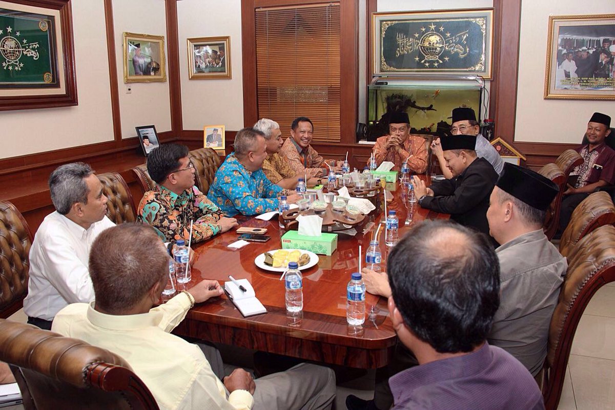 KH Said Aqil Siroj menerima kunjungan jajaran BNPT di Kantor PBNU