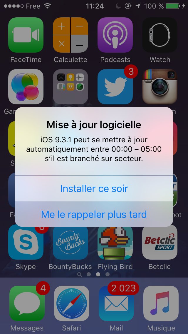 Reglesdefilles_'s tweet photo. ma vie se résume à ça... https://t.co/cuFtQK7nKq