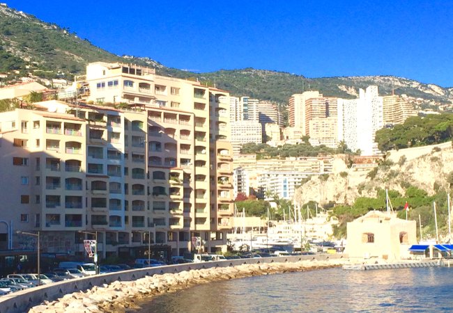 MonacoListings's tweet photo. Best #housesinMonaco for sale that's located in quiet residence - #MonacoPropertyListings. https://t.co/EdiSQMKsxP https://t.co/FBCvKwzqqI