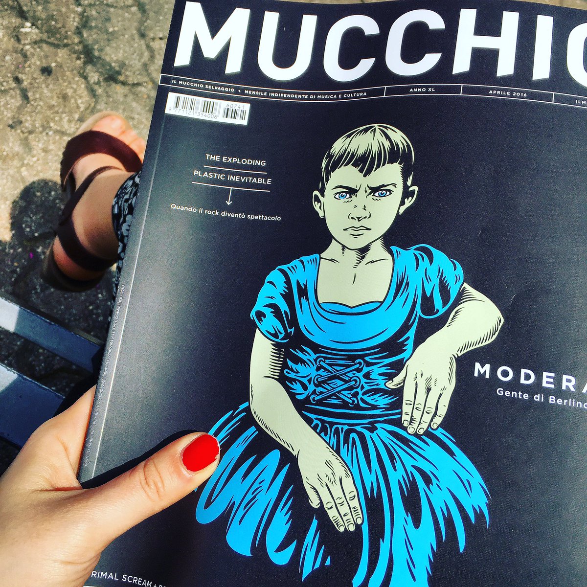 FiorlettaF's tweet photo. Su @IlMucchio di #aprile trovate intervista a #MicheleMari @calibrofest #CaLibro2016 #poesia #libri https://t.co/HOHsuALwUH