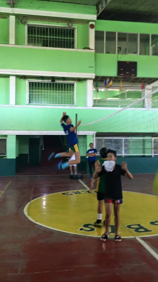 bertuhhhh's tweet photo. First Day of Summer Training earlier
#SBISTigers #SummerCamp2016 https://t.co/DCePYfdWeG