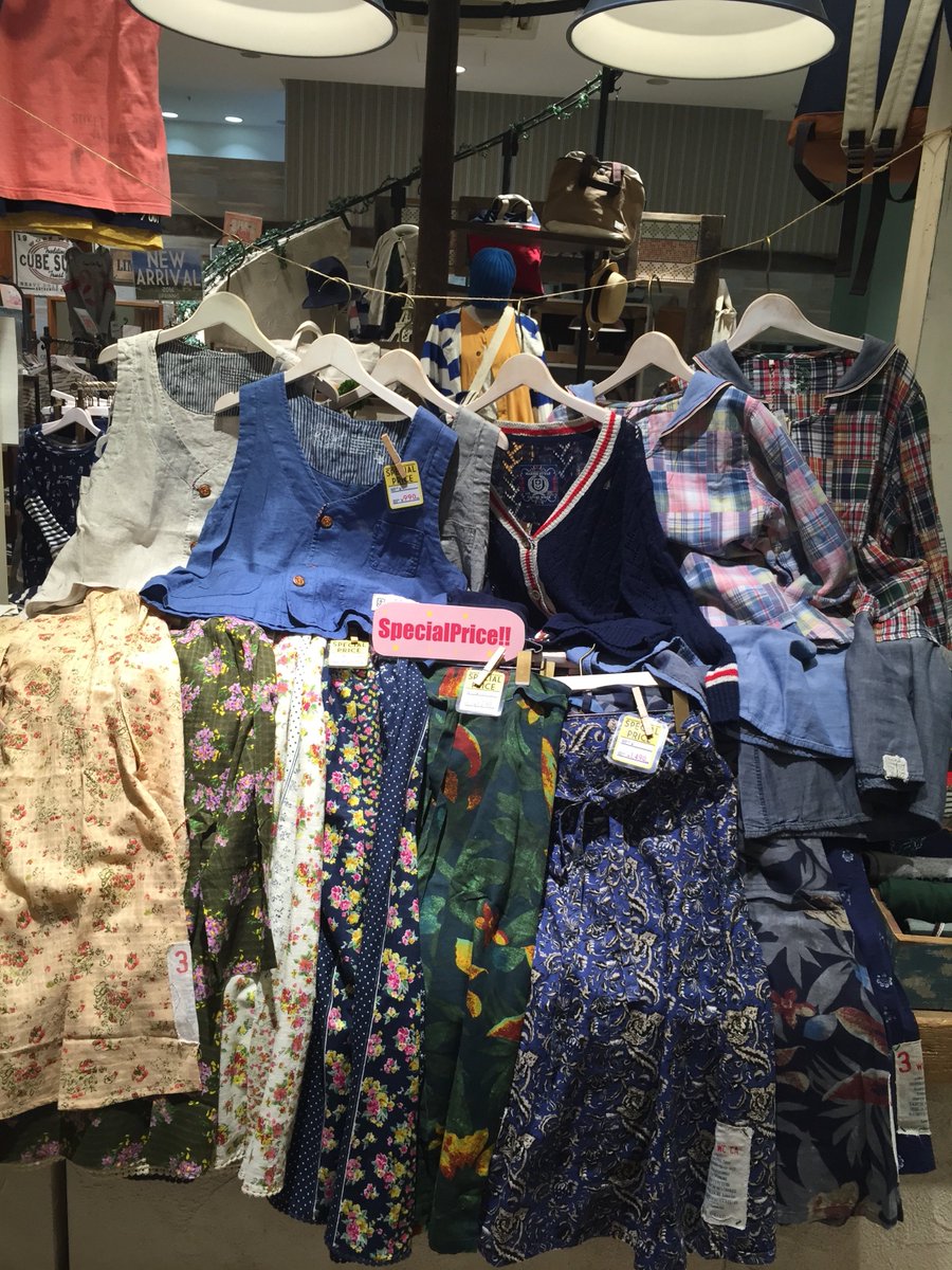 LIMEKASUKABE's tweet photo. こんばんは(^^)/スプリングセールに加え、均一価格の商品が入荷いたしました!¥990~1990の価格でこれからの季節にピッタリの物がお求め安くなってます!ぜひ見に来て下さい♡#limeinc #kasukabe #均一価格セール https://t.co/kjFoyRw960