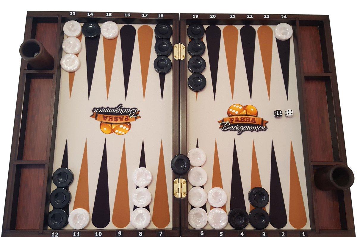 PashaBackgammon's tweet image. Let's Play ► bit.ly/pashabggame

#White to #move 6:4, How do you #play?

#gamers #player #boards #coins