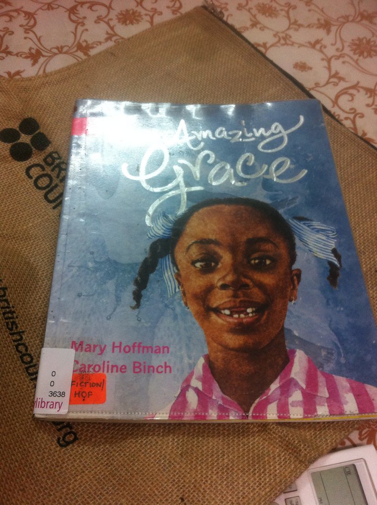 funhammerr's tweet photo. #amazingbook #amazinggrace #readaloud #FunHammer #amazingauthors #maryhoffman #carolinebinch https://t.co/3ojwBYQzUN