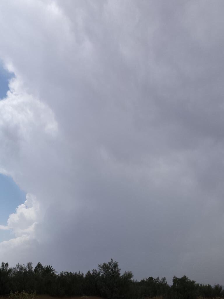 #سحابه غرب رنيه الان 
ممطره باذن الله