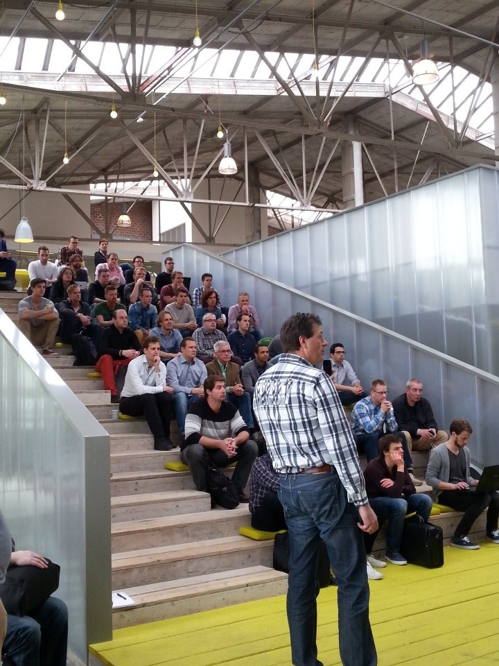 groosmanNL's tweet photo. Volle bak bij @IMd_ingenieurs voor de #DutchDynamoUserGroup meetup @DynamoBIM @revitgg @DynamoUsers_NL https://t.co/4g7d19NOCa