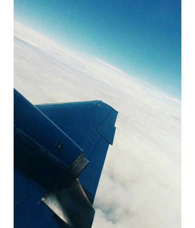 zeitgeistbrewco's tweet photo. Back in the air today 👌
#zeitgeistloves #flying #privatejet #craftbeer #mcr #zbc #blackbottle https://t.co/2AUKBen0Ev