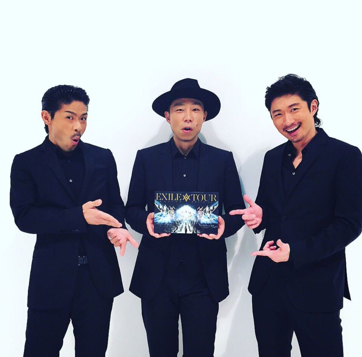RYUJI_RINKA's tweet photo. #AWのLIVE DVD買う人RT

#AWのLIVE DVD買う人RT

#AWのLIVE DVD買う人RT https://t.co/6VnY1usqBR