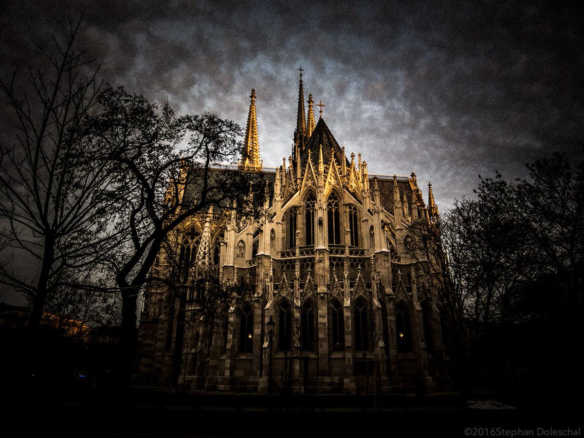 Fotograf_SD's tweet photo. Foto aus meiner neuen Wien-Serie. #Vienna #Wien #Votivkirche #oldtownnewplaces #Photo #Photography #StephanDoleschal https://t.co/V2P68Q3tza