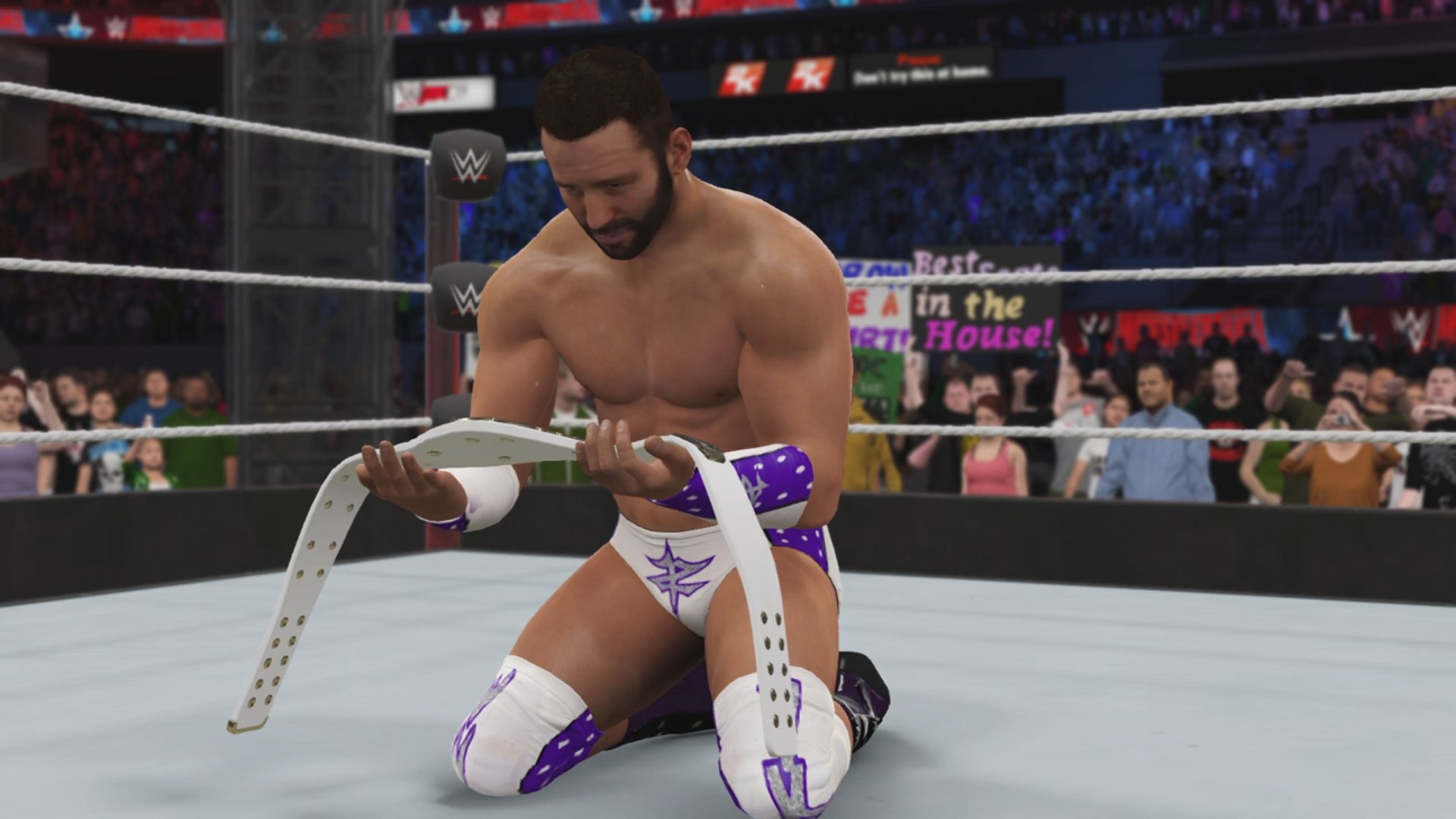 CfRzHagXIAUtkiE.jpg:large