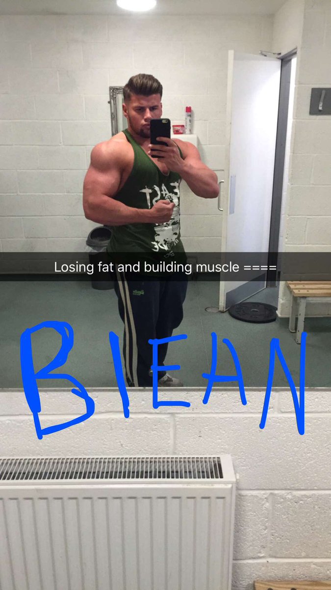 joefarrell32's tweet photo. #bodybuilder #blean #fitness #muscle #joeyfarrell https://t.co/Yuh9Vwr9F8