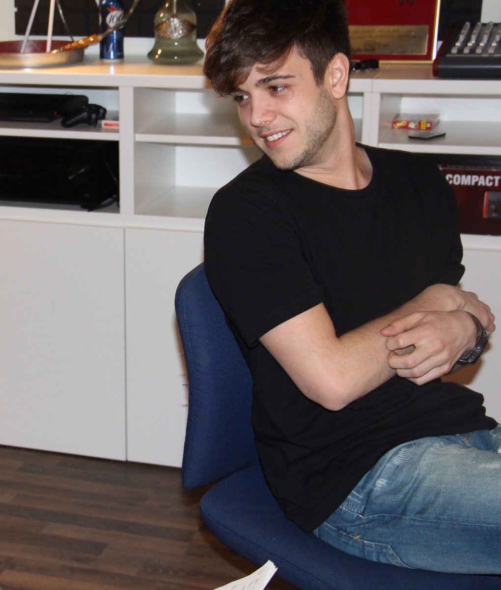 haenni__luca's tweet photo. Studio time 🔊 https://t.co/P2ndx9EOPz