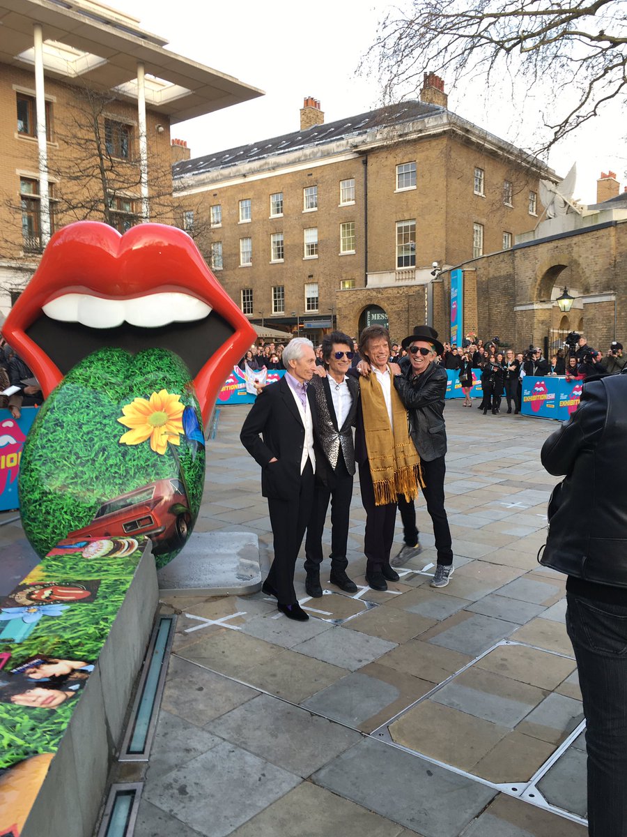 RollingStones's tweet photo. Back on the King's Road for the launch of Exhibitionism! #StonesIsm https://t.co/qRd2f1Swxt https://t.co/suQ1tj2rPJ