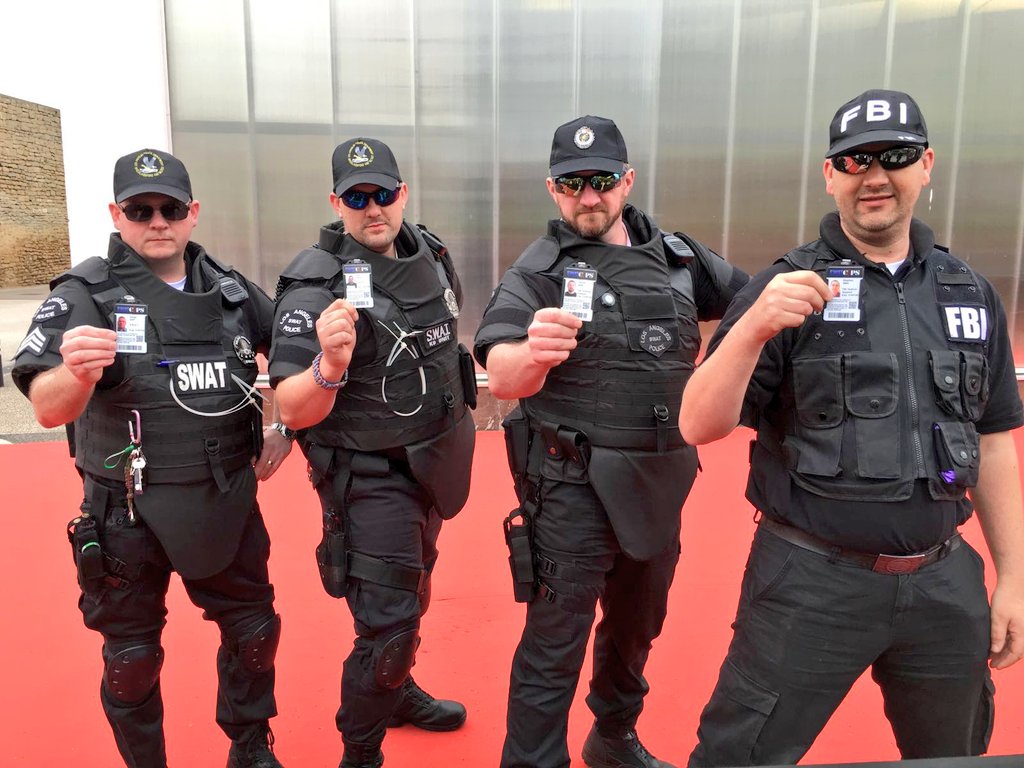 swatcops's tweet photo. The press loved us! #Beaune2016 #papperazzi https://t.co/5Wf9wbCc5A