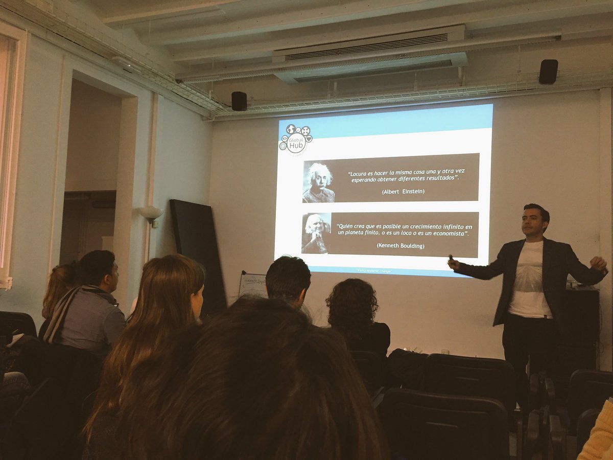 lizBCN's tweet photo. El objetivo de la #nuevaeconomia es el bien común a través de la colaboración @hubbcn #community #socialimpact https://t.co/XRiDKXSGyW