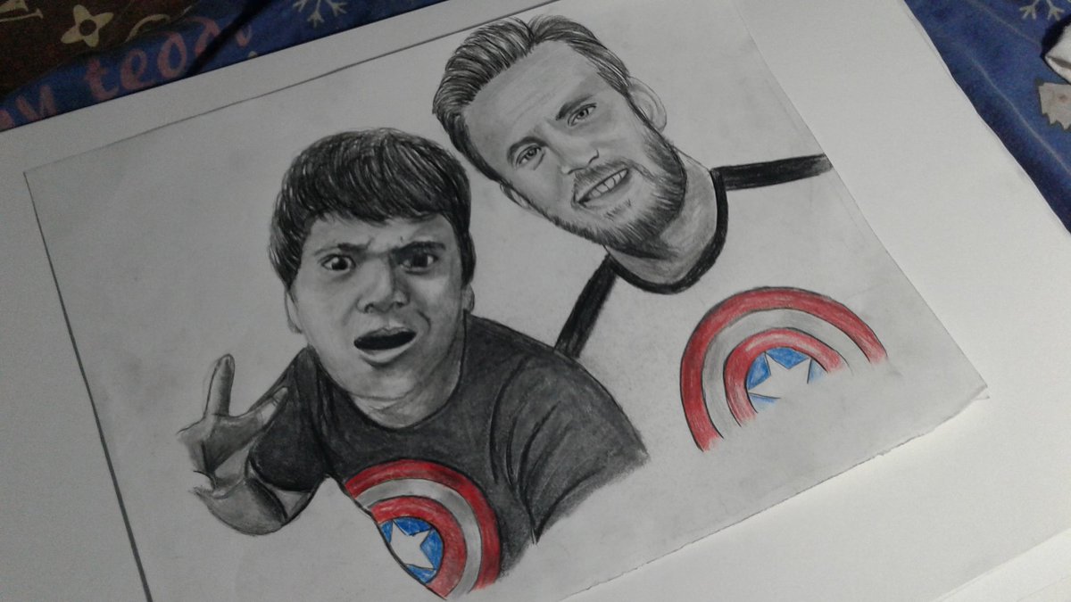 jmchic0's tweet photo. Yis. Self sketch with @ChrisEvans hope you'll notice this. #TeamCap 😊 https://t.co/qfzzqpLAd0