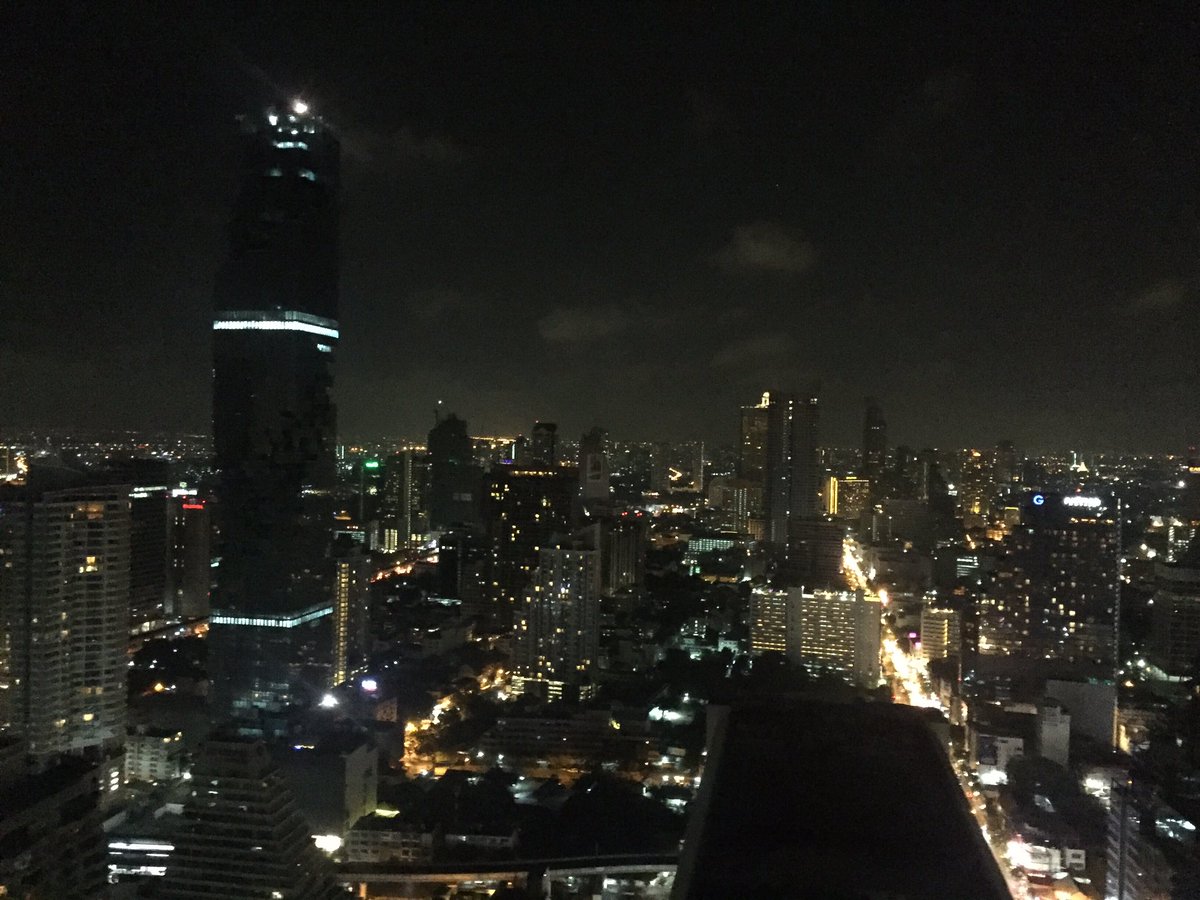 It's a wrap. Good night beautiful Bangkok. #goodnight #bangkok #thailand #skyline #cityofangel