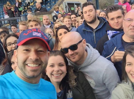 ComedyCentralUK's tweet photo. Behind the scenes at the LIVE #impracticalJokers ep in Wycombe! https://t.co/L6alsfcAN9 @wwfcofficial @jamessmurray https://t.co/l1Z6gRMO6i