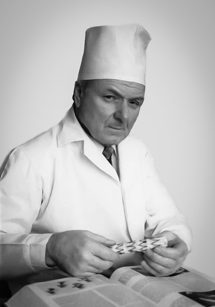 Dr_Golovenko's tweet photo. A tribute to a pioneer of #EVAR Dr. Nikolay Volodos (the world’s first EVAR procedure for treatment of AAA in 1987) https://t.co/WmFXdFFiWH