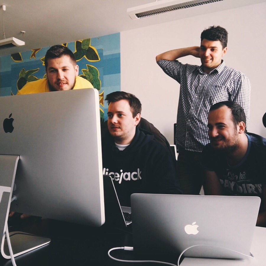 Slicejack's tweet photo. The Crew #slicejack #agencylife https://t.co/xa63myaOJO