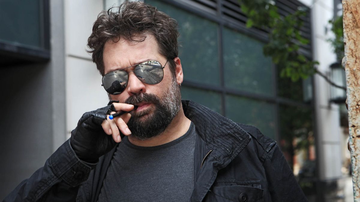 The Onion (@TheOnion) on Twitter photo 05/04/2016 08:20:09 Man Smoking E-Cigarette Must Be Futuristic Bounty Hunter http://onion.com/1RLlf0P Man Smoking E-Cigarette Must Be Futuristic Bounty Hunter http://onion.com/1RLlf0P