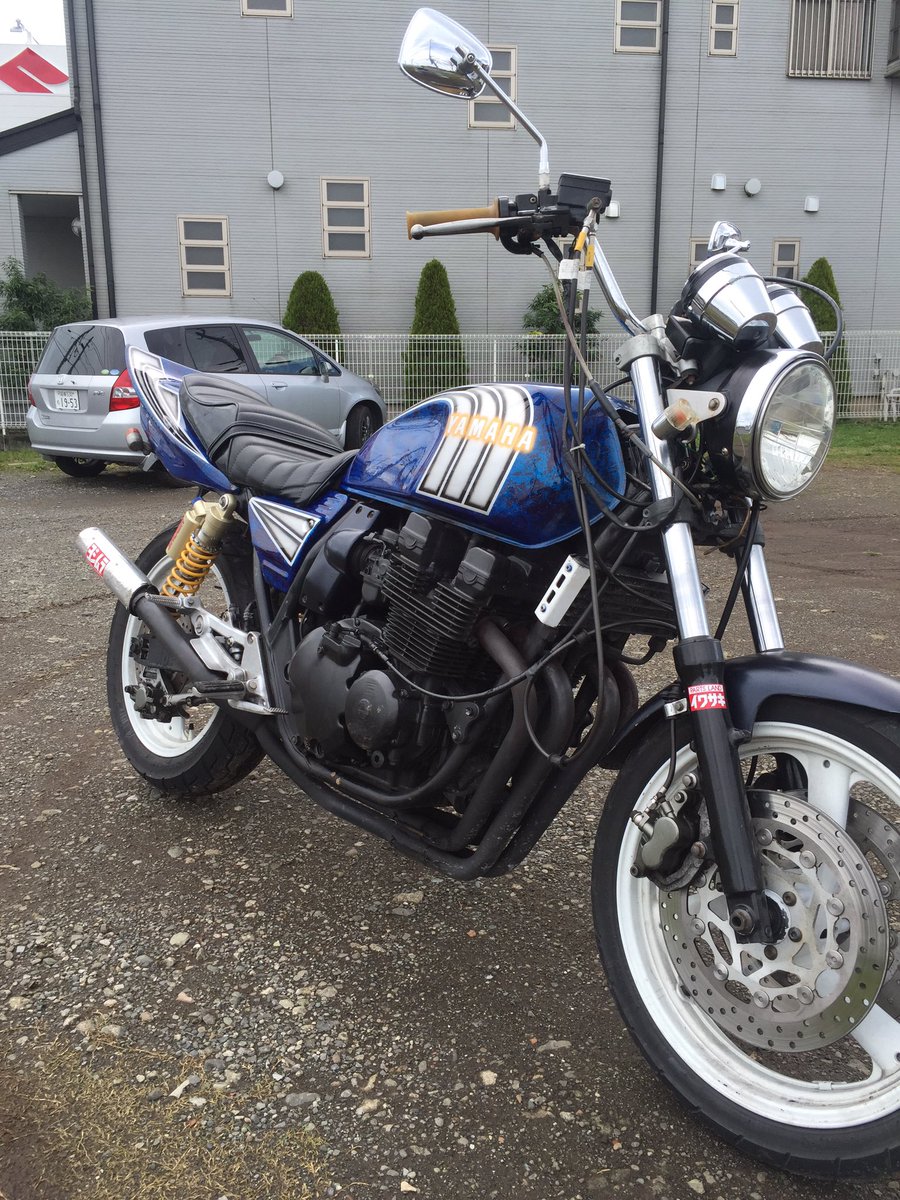 バイク販売 神奈川 Pa Twitter 車検 自賠責付き Xjr400 旧車會仕様 入荷 ラメラメラップ塗装 アップハン タックロール等 The やんちゃな1台 特価26 8万で売ります ローンでの分割 格安配送等可能 かっこいいと思ったらrt 拡散 T Co Kxtwgrrmrn