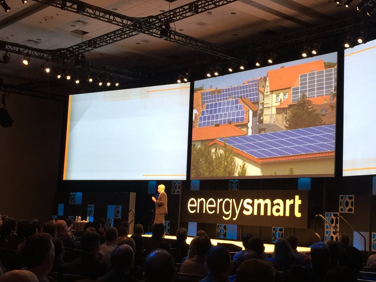 piajOn's tweet photo. The big pivot has begun - @AndrewWinston #EnergySMART16 https://t.co/nfVkoSuNfj