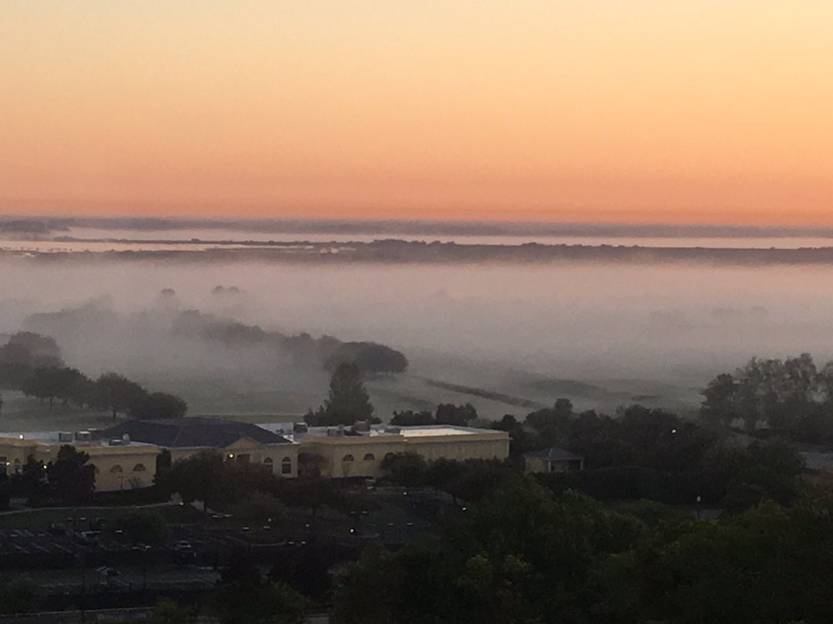 lenetteegan's tweet photo. Monday morning view of the golf course. #gawda #GAWDASMC2016 https://t.co/kAz1Gf9VM6