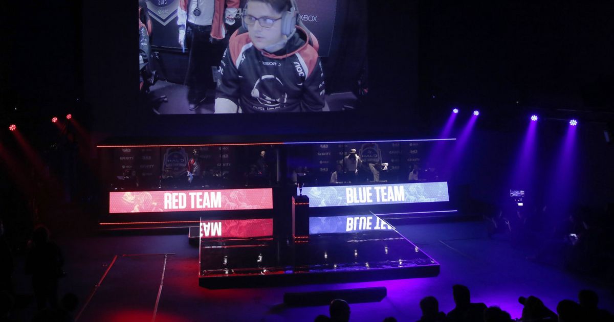engadget's tweet photo. The line between sports and eSports continues to blur https://t.co/q1CFuN8ATw https://t.co/ILPzDvMqbH
