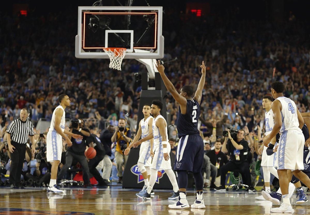 lorenzo charles dunk