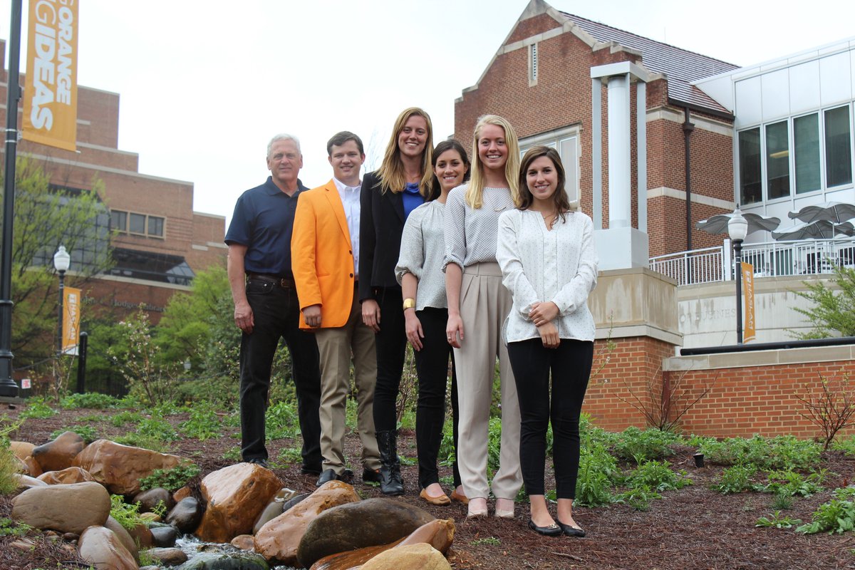 Haslam Business tweet media