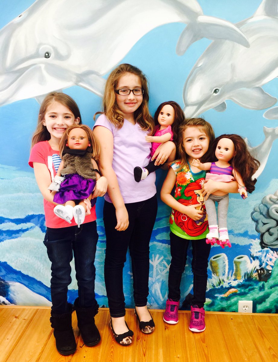 Bmpmagicdocs's tweet image. Brianna, Sophia, and Gianna brought in their baby dolls to their appointment today! #socute #pediatricdentistry