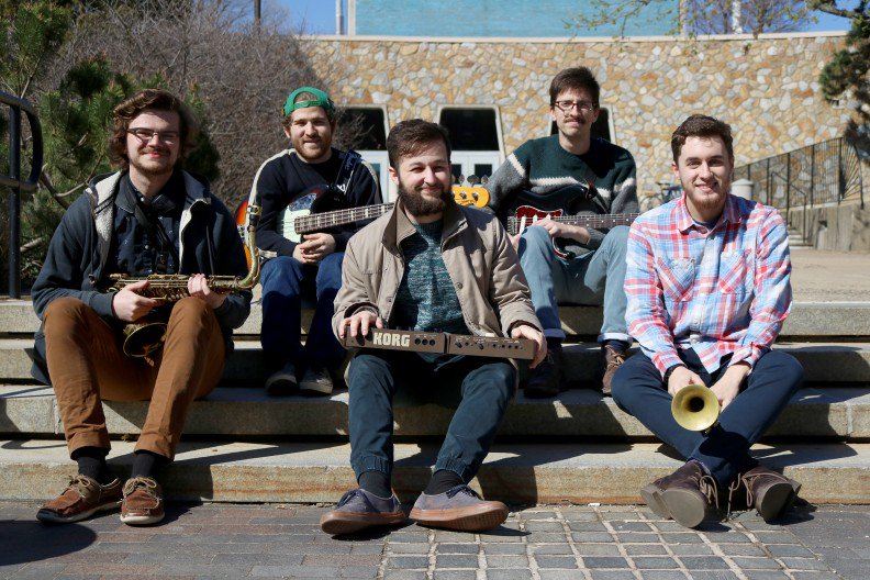 TheTempleNews's tweet photo. Kingfisher is a ‘jam fusion’ band with eight members, including a full horn section. https://t.co/aAOUmfKvr0 https://t.co/3Dpic48jWE