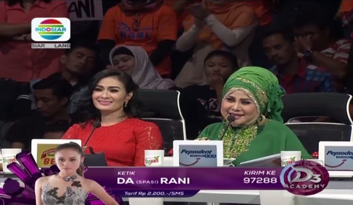 Indosiar's tweet photo. Ada artikulasi yang tidak jelas dipenampilan @DA3_Rani tadi kata Umi Elvy Sukaesih #DAcademy3 https://t.co/DSUrrq70s5